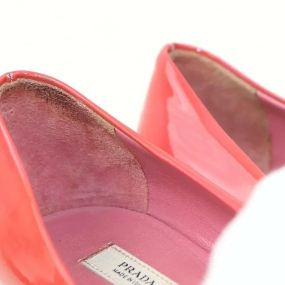 Prada  35.5 Red Patent Leather Pump Heels  861261